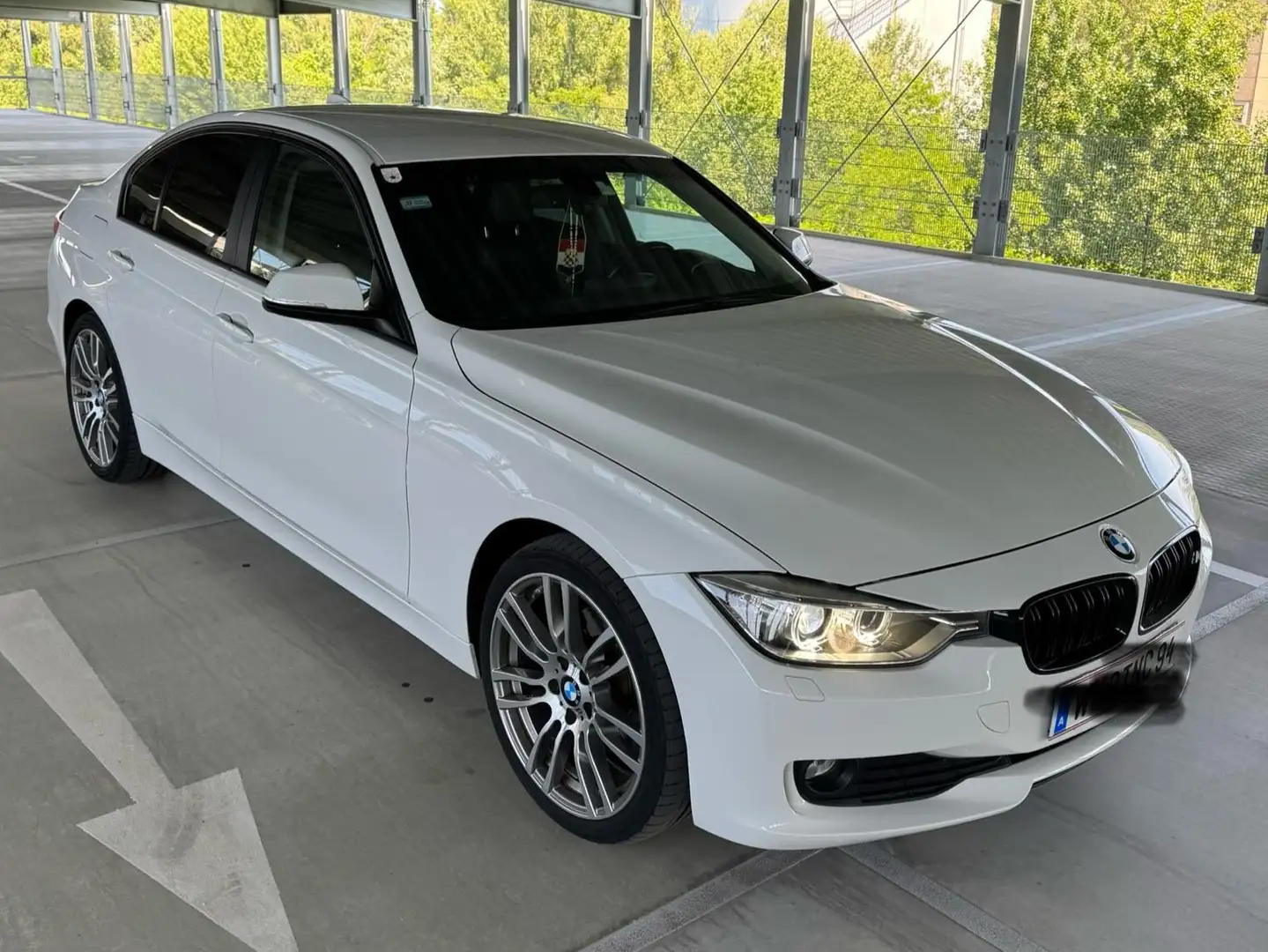 BMW 320 320d Weiß - 1