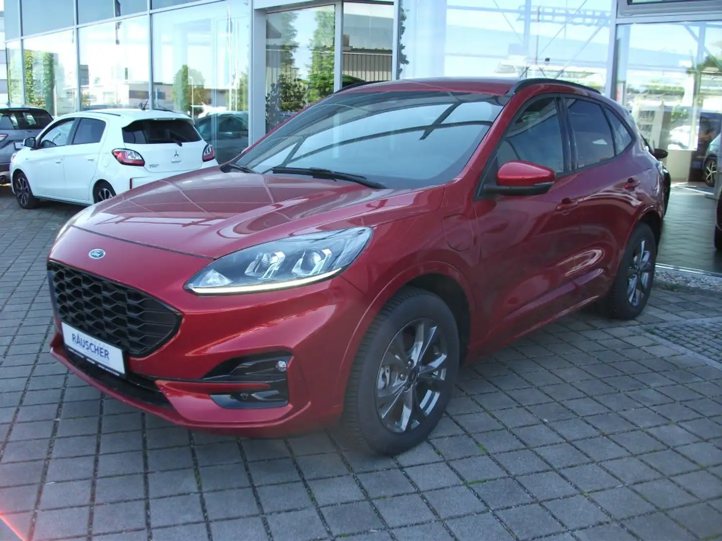 Ford Kuga 2.5 Duratec PHEV ST-LINE Rood - 1