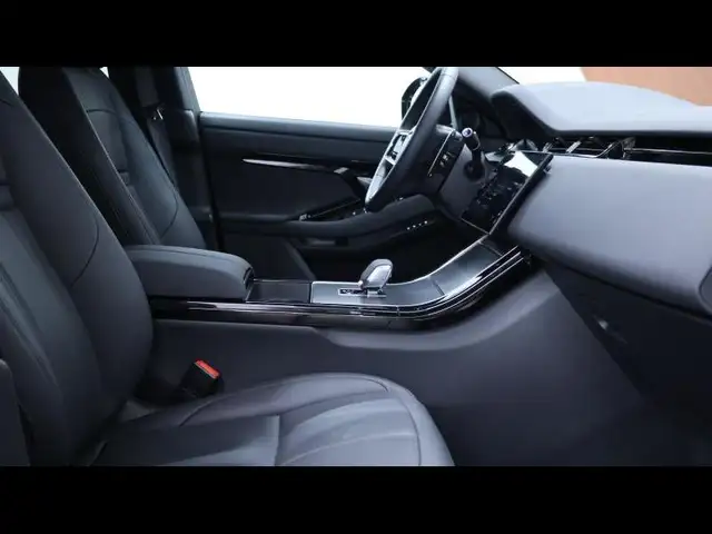 Land Rover Range Rover Evoque view 11