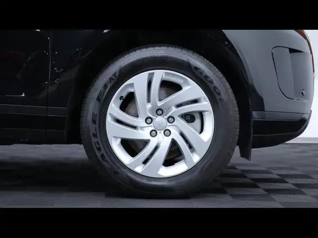 Land Rover Range Rover Evoque view 10
