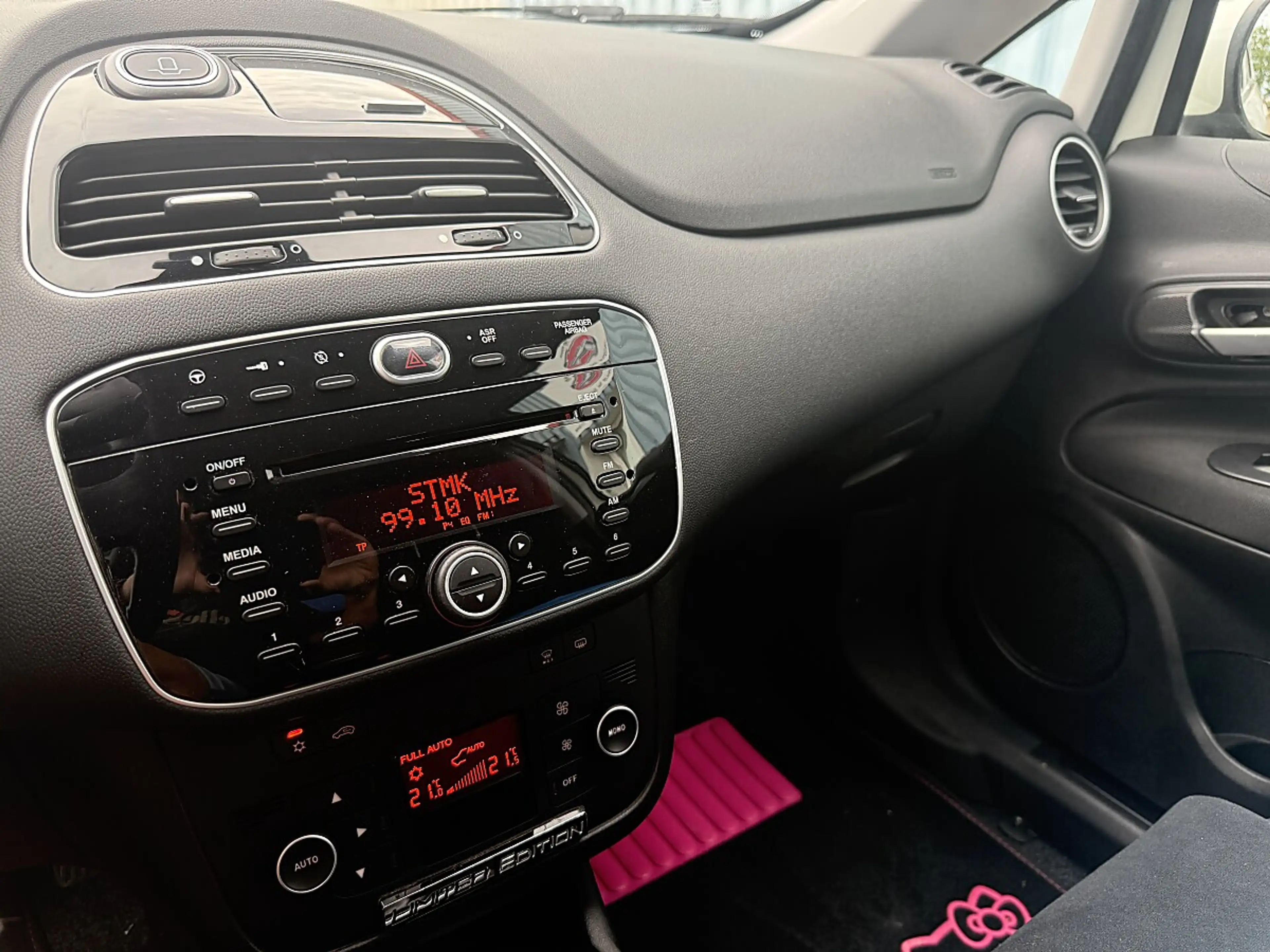 Fiat Punto 1.4 8V Lounge — photo 10