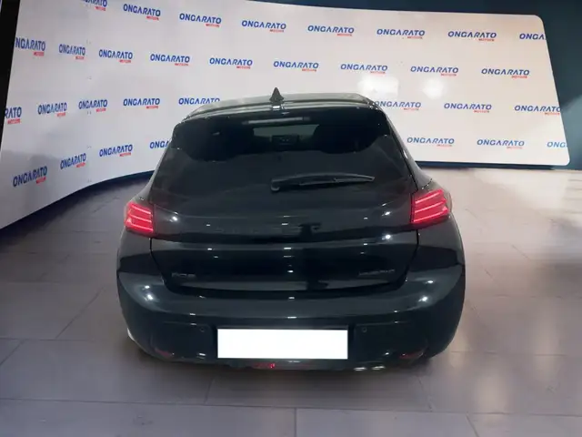 Peugeot 208 view 5