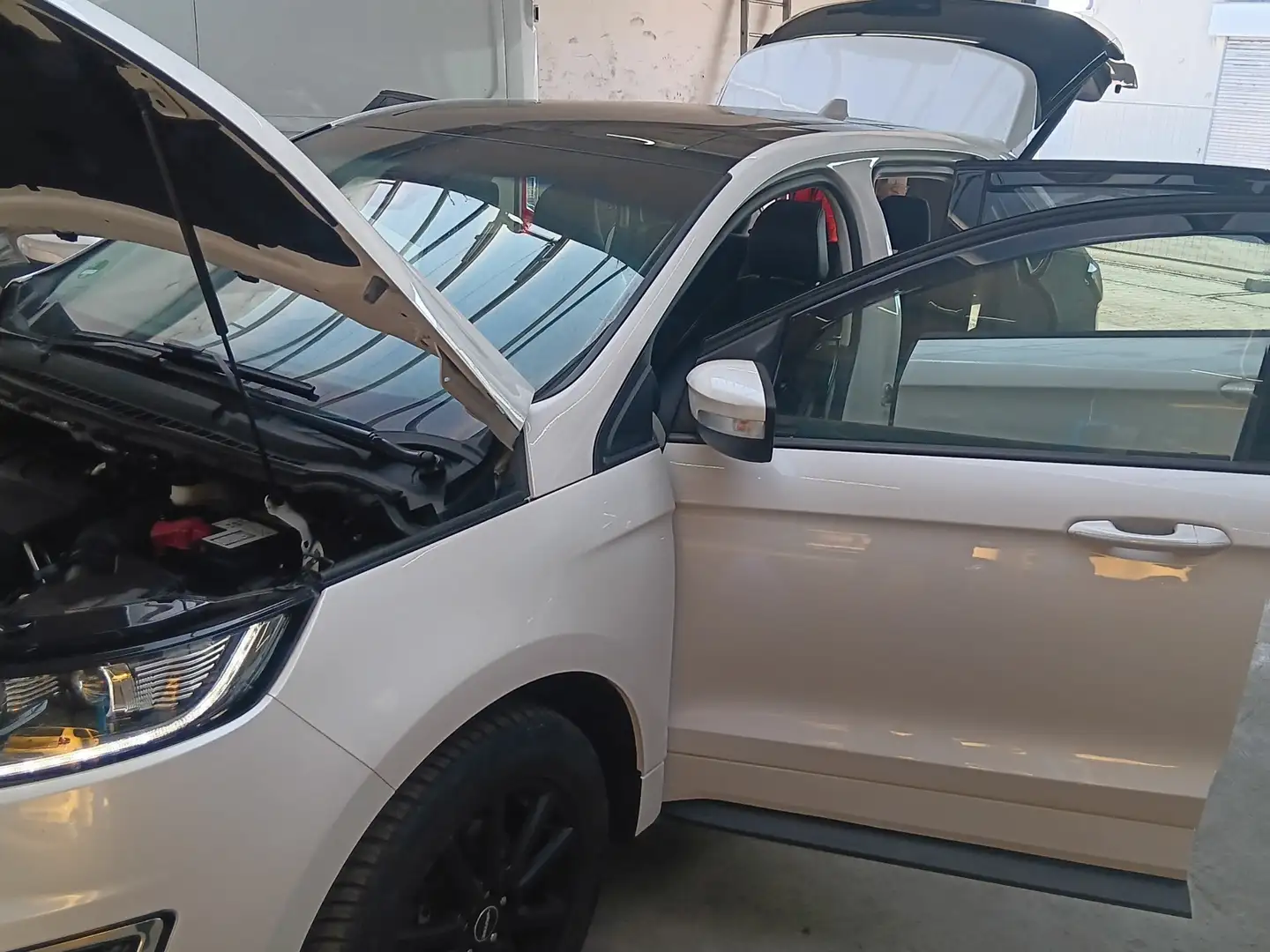 Ford Edge 2.0 TDCi Bi-Turbo 4x4 Sport - 1