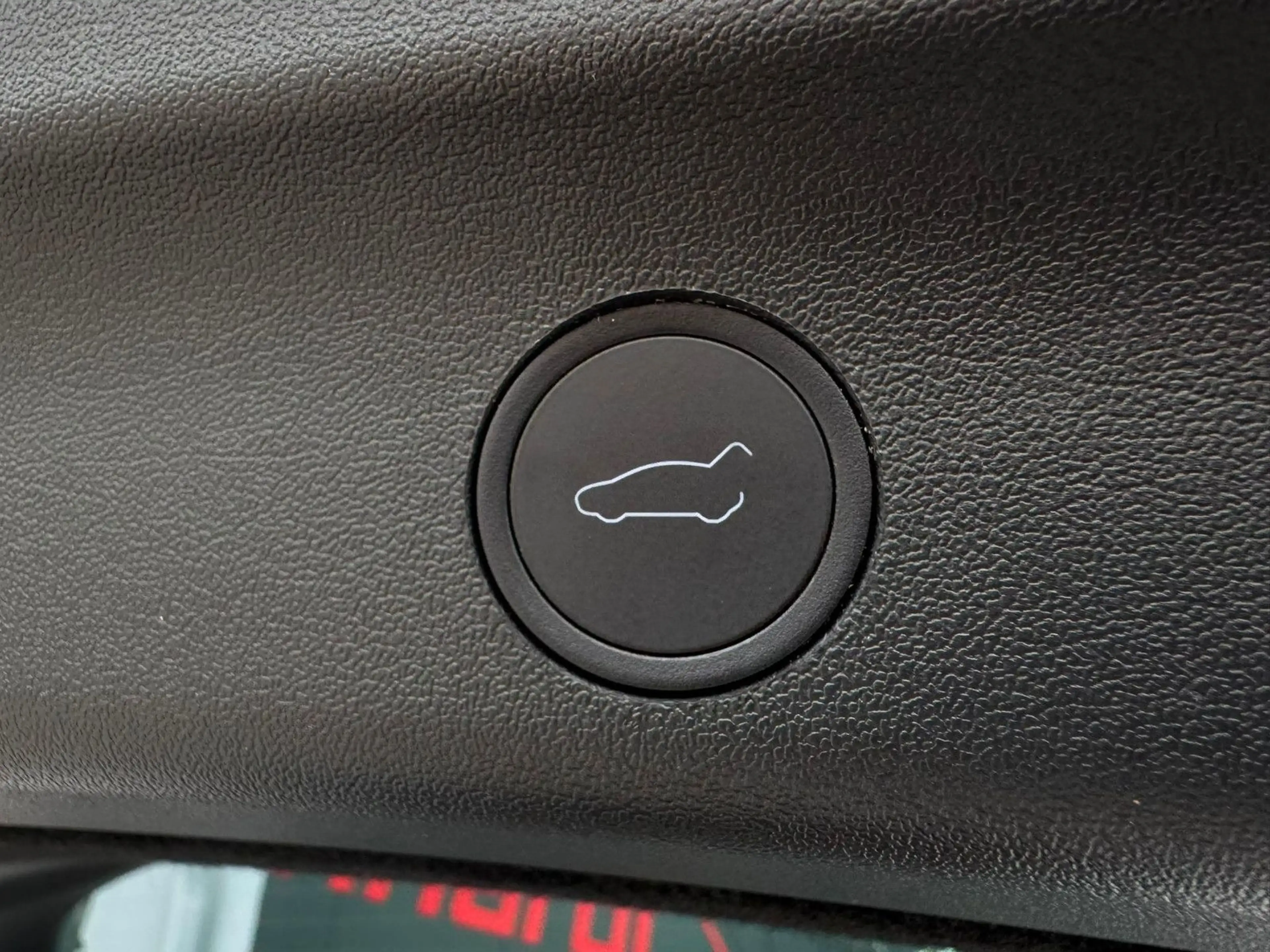 Tesla Model Y RWD Matrix LED Leder FSD SOH 95 — photo 9