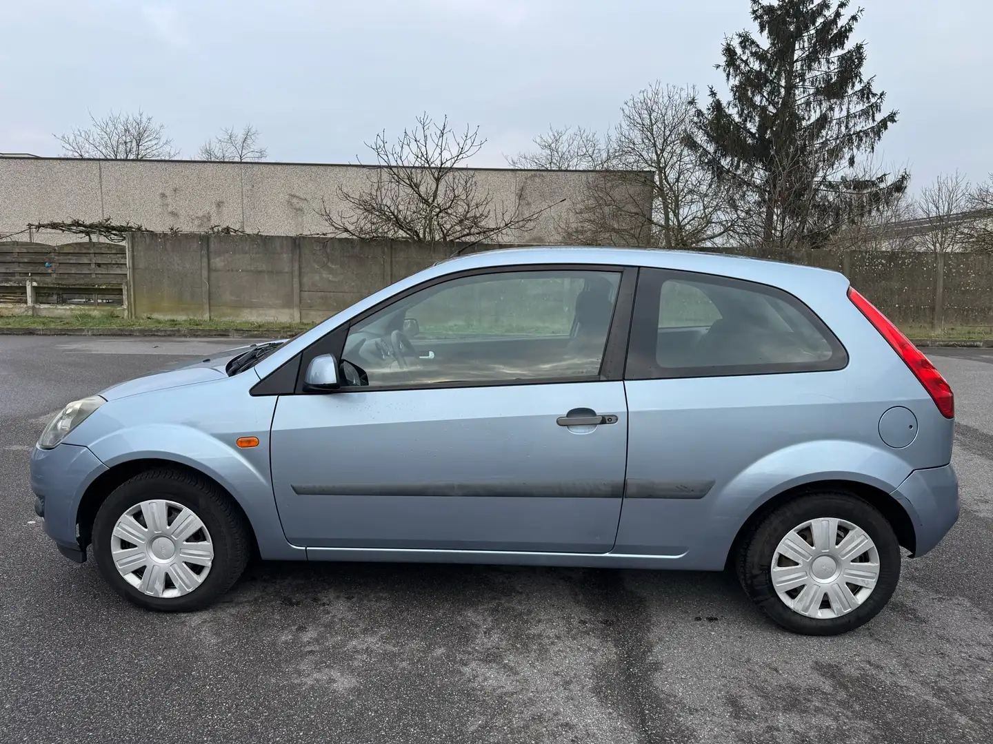 Ford Fiesta 1.4 Ambiente // GEKEURD V VERKOOP!!! - 2