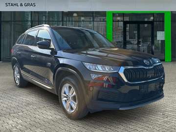 Ambition 2,0 TDI 7-Gang DSG Navi LED ACC Apple Car