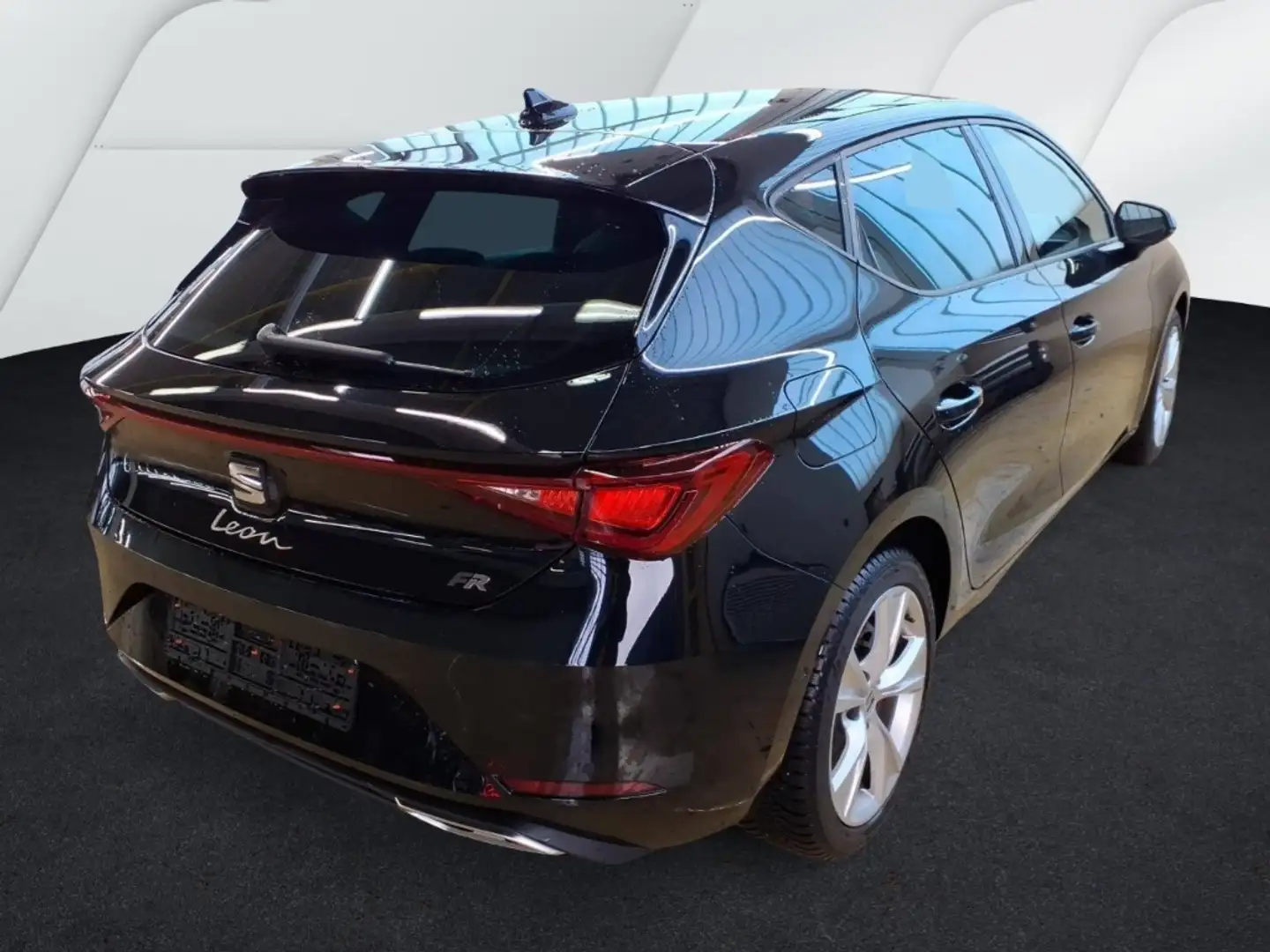 SEAT Leon 1.5 eTSI DSG FR ab 199,- 990,- Anzahlung LED NAVI Schwarz - 2