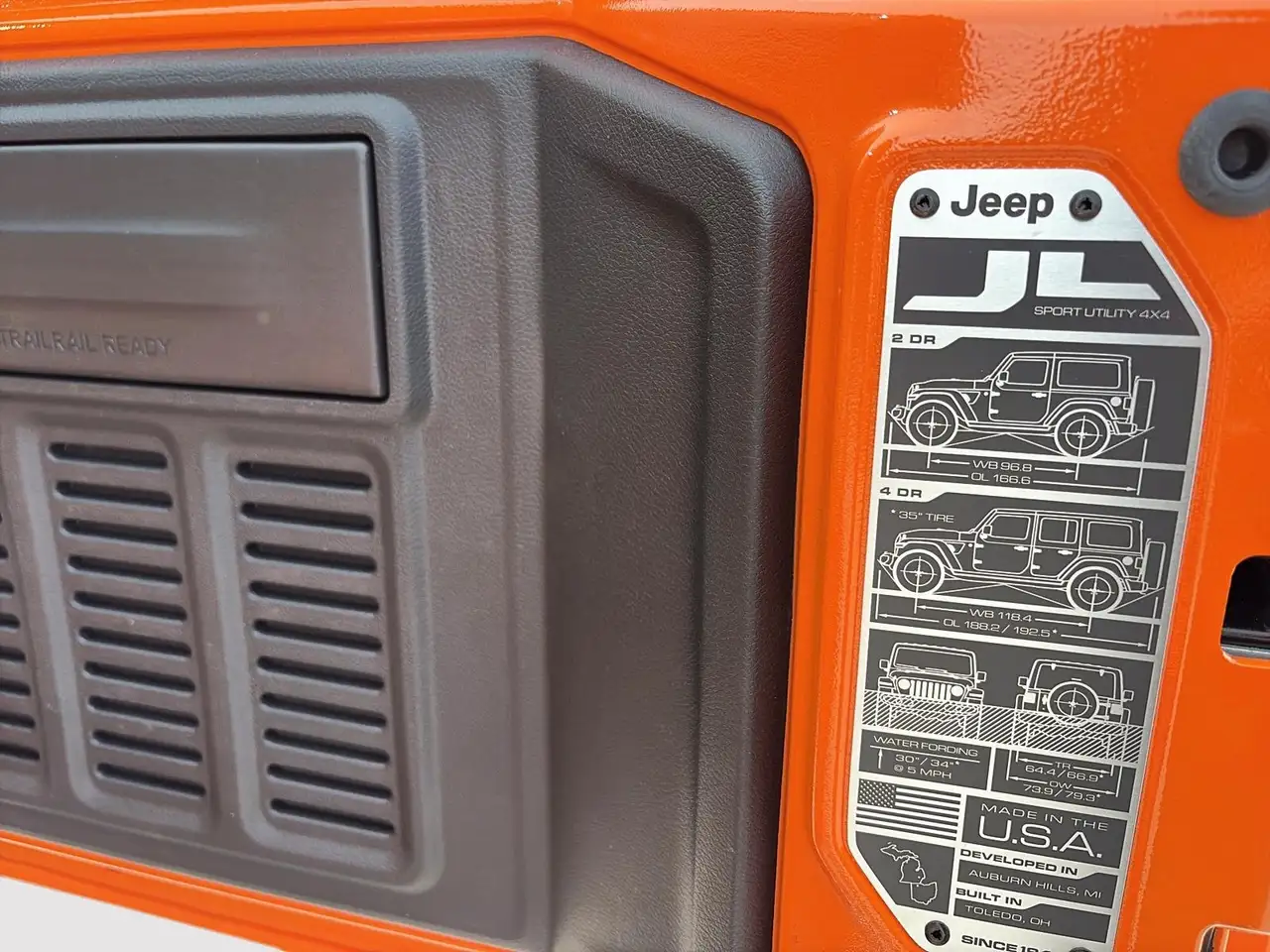 Jeep Wrangler снимка Jeep Wrangler