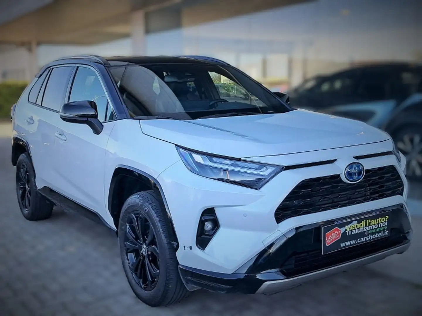 Toyota RAV 4 2.5 HV (218CV) E-CVT 2WD Style Bianco - 2