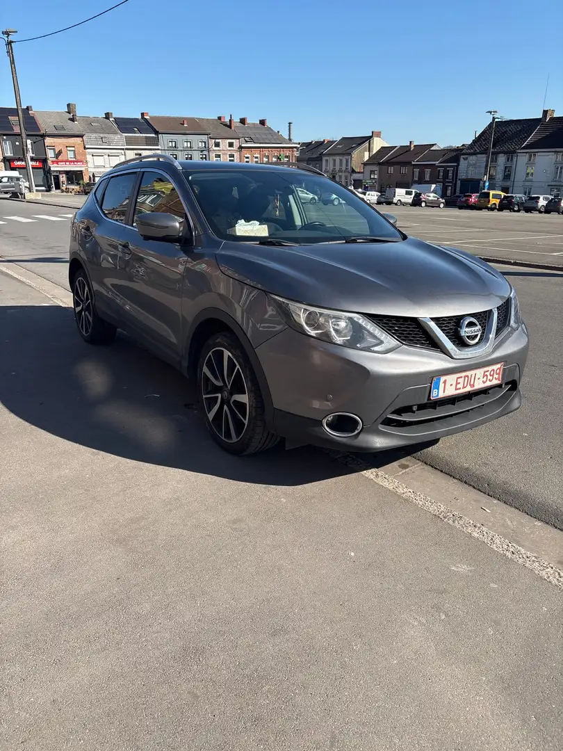Nissan Qashqai 1.6 dCi 2WD N-Connecta Xtronic - 1