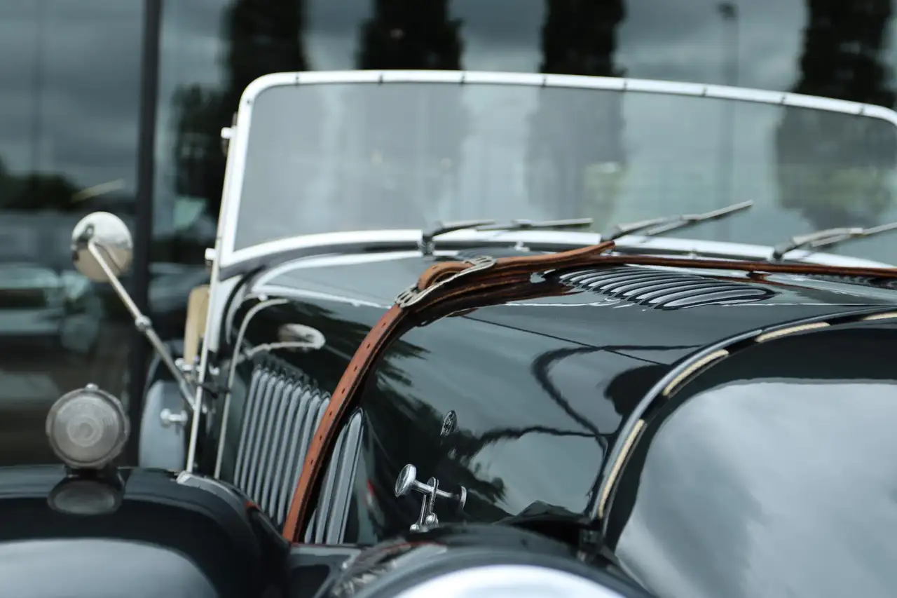 Morgan 4/4 1.6 4-SEATER 1983 | BAGAGEREK | GROEN, foto 10