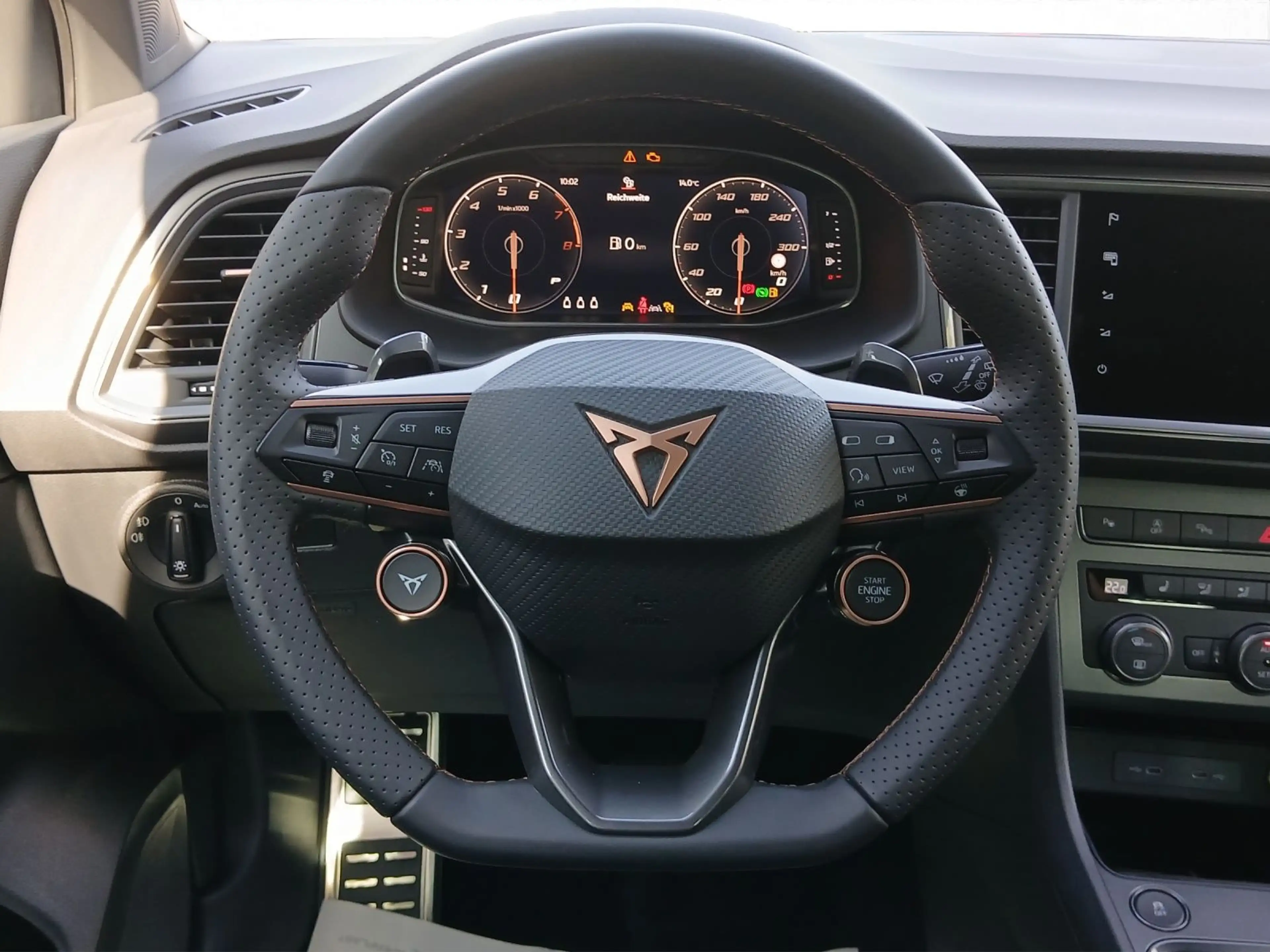 CUPRA Ateca VZ 2.0 TSI 221 kW (300 PS) *AHK*DSG*SH* — photo 7