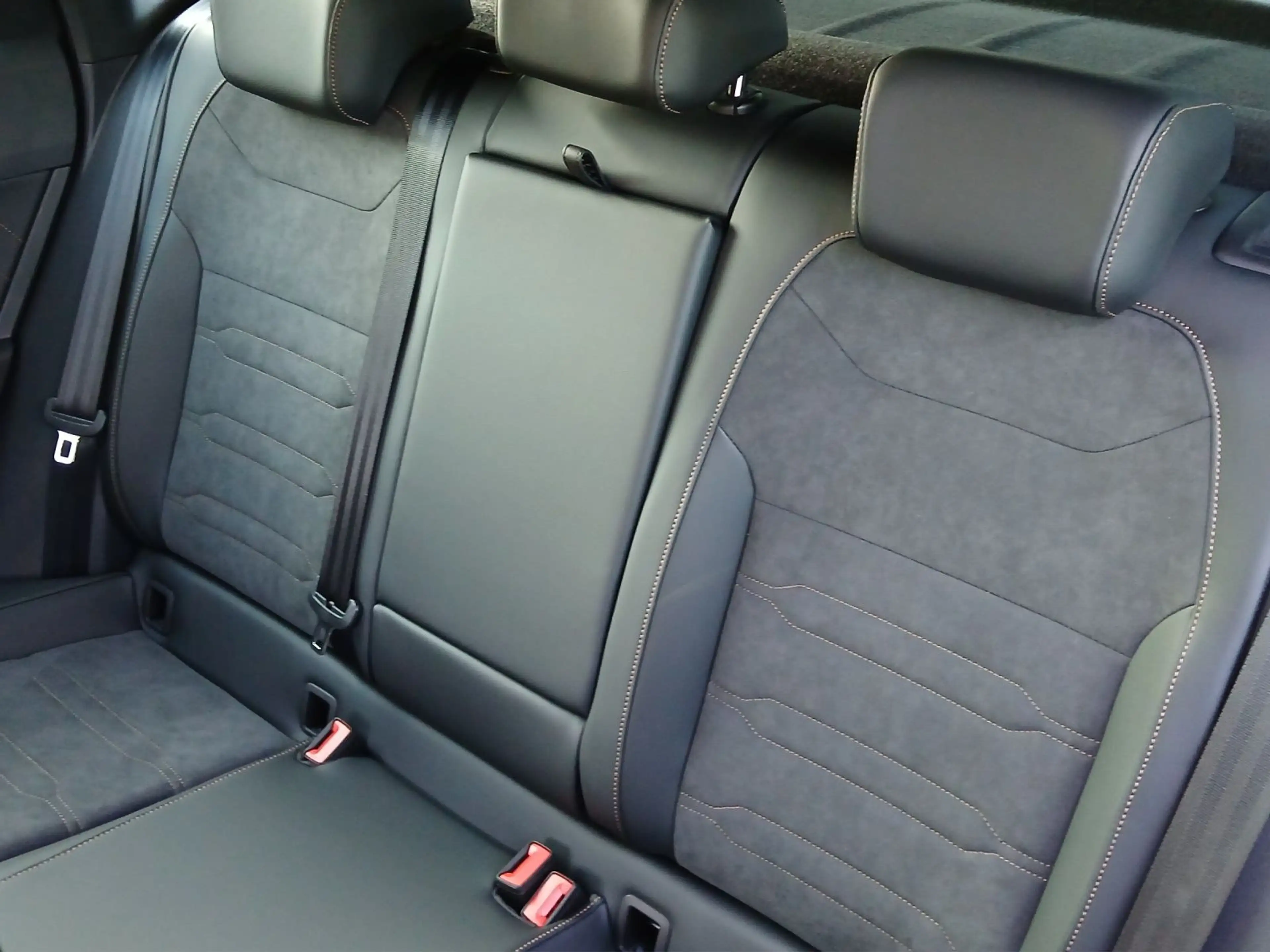 CUPRA Ateca VZ 2.0 TSI 221 kW (300 PS) *AHK*DSG*SH* — photo 13