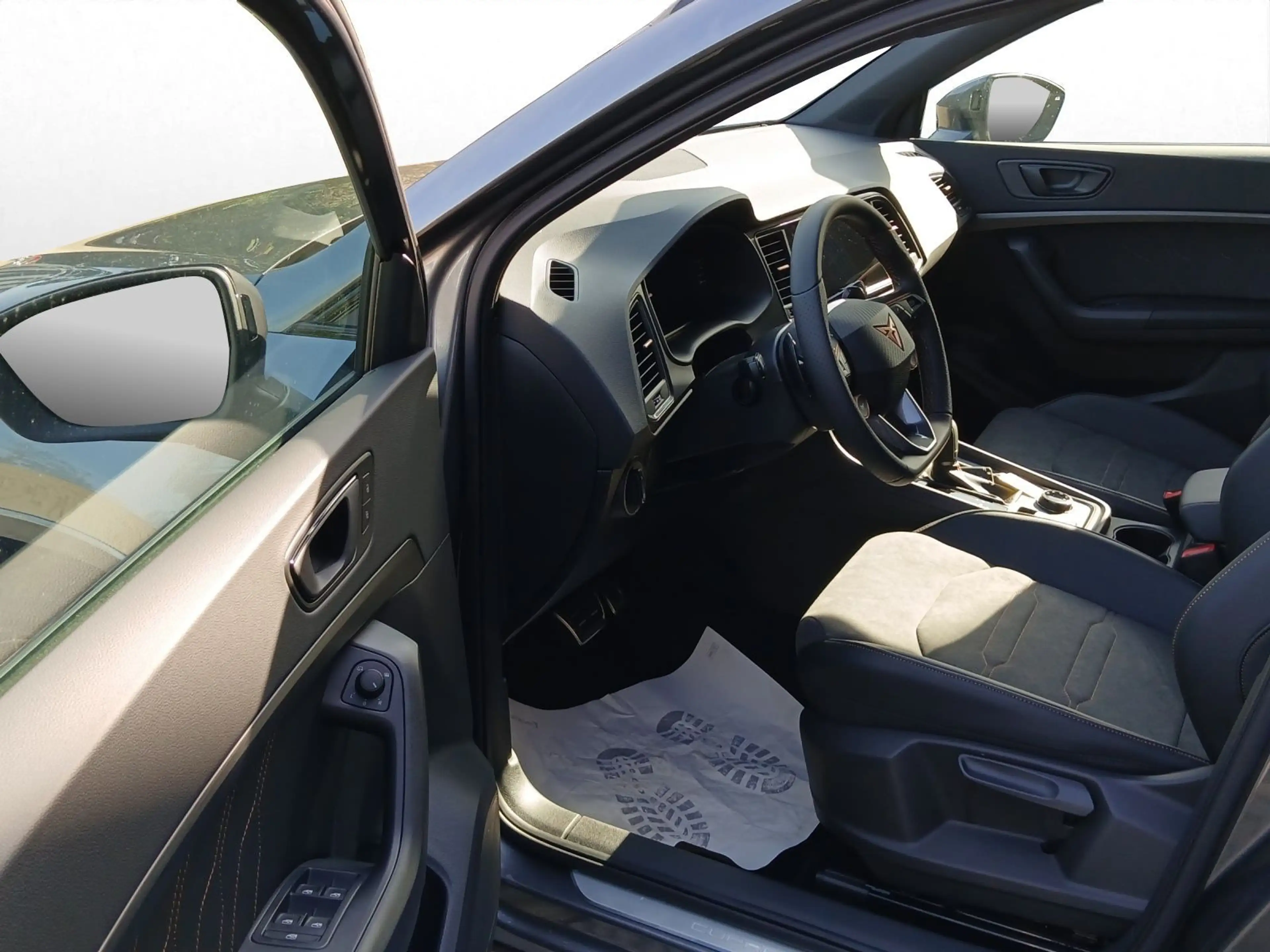 CUPRA Ateca VZ 2.0 TSI 221 kW (300 PS) *AHK*DSG*SH* — photo 11