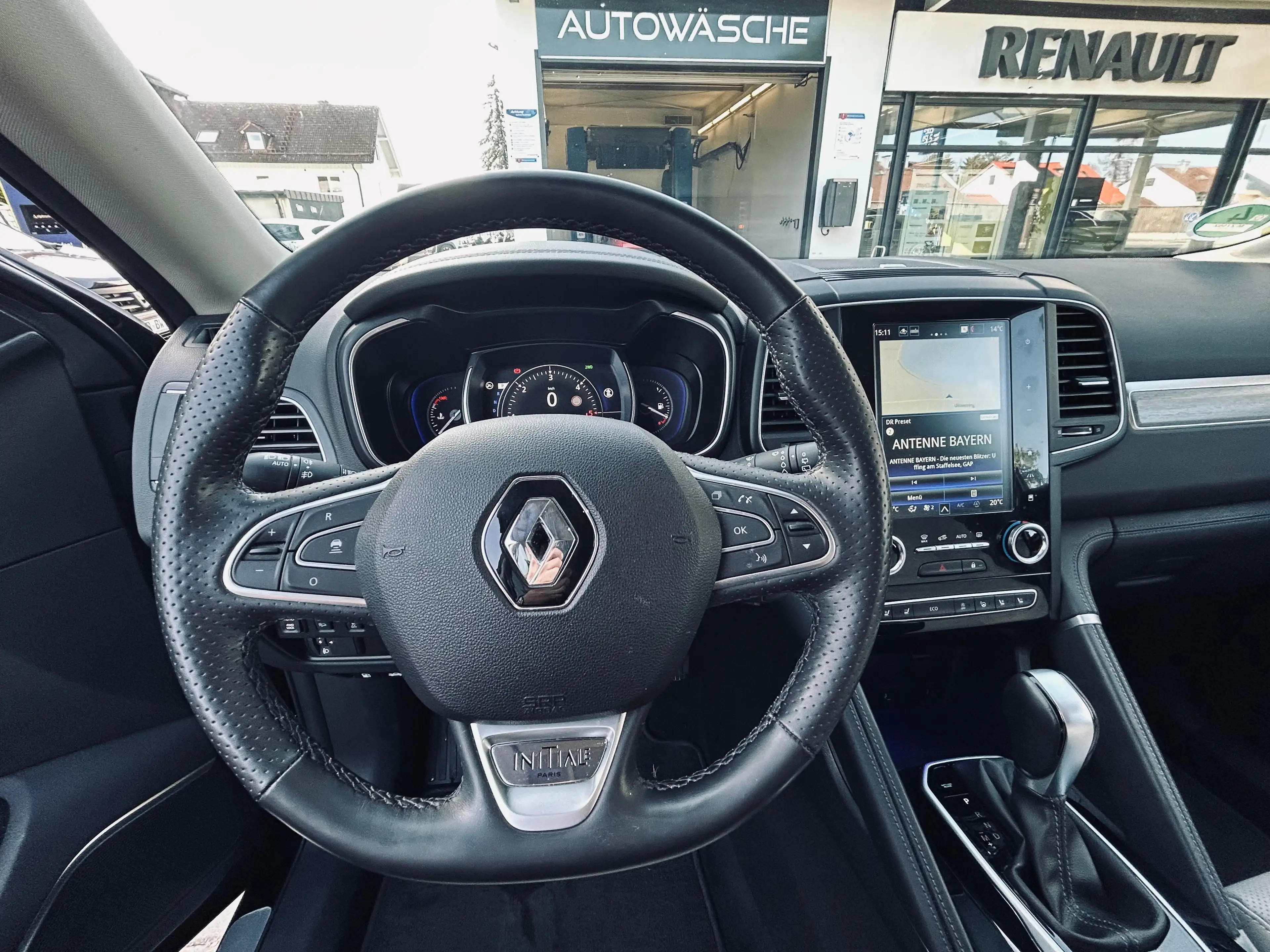 Renault Koleos Initiale Paris 4x4 — photo 10