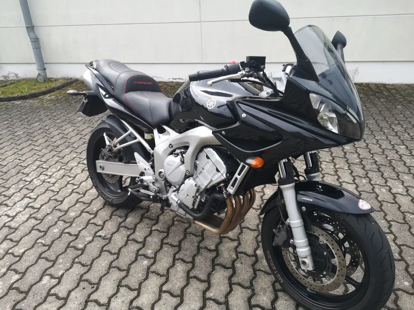 Yamaha FZ 6 Fazer*wenig km* TÜV 04.2027* Siyah - 1