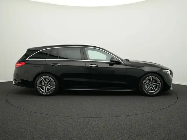 Mercedes-Benz C-Class view 5