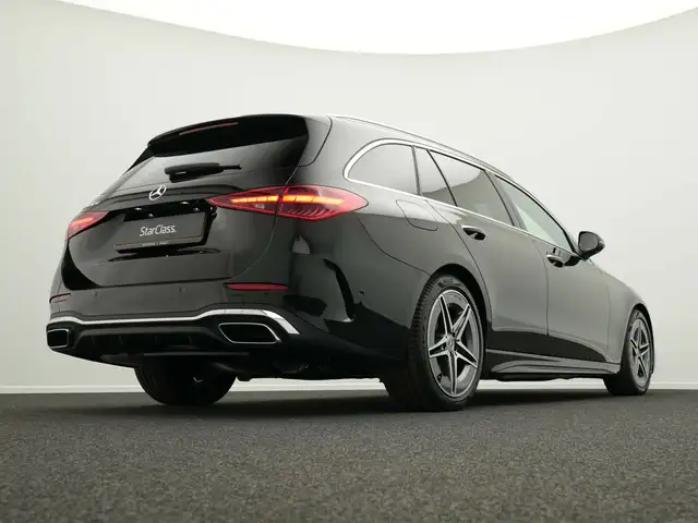 Mercedes-Benz C-Class view 11