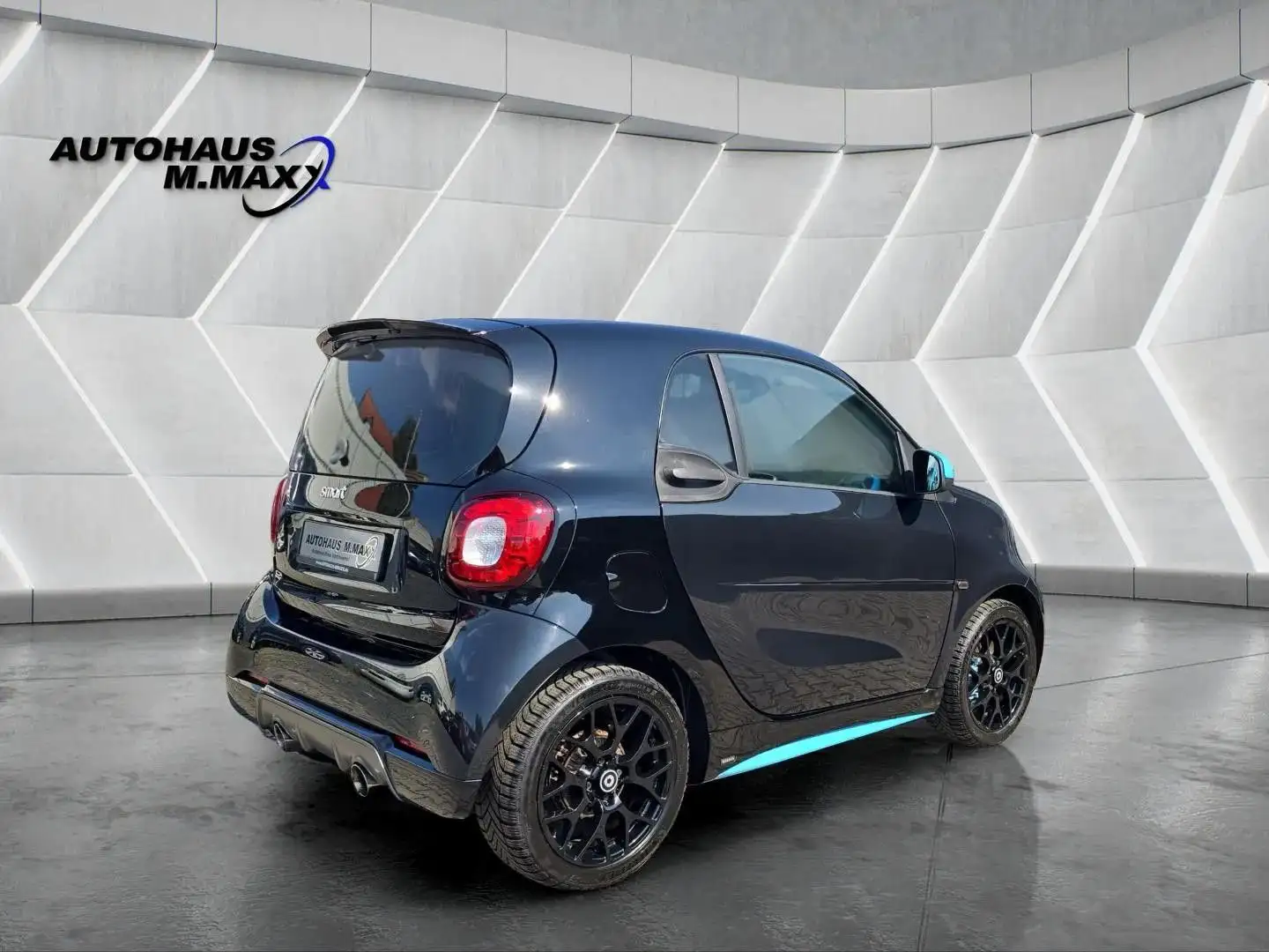 smart forTwo fortwo BRABUS tailormade edition urbanlav Schwarz - 2