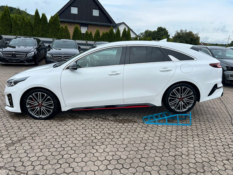 Kia ProCeed / pro_cee'd GT/LED/NAVI/SHZ/KAMERA — photo 4