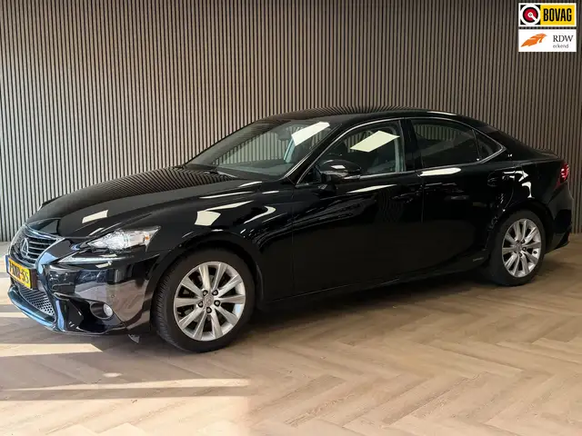 Lexus IS 300 300h Edition AUT. KEYLESS-GO NAVIGATIE PDC AIRCO