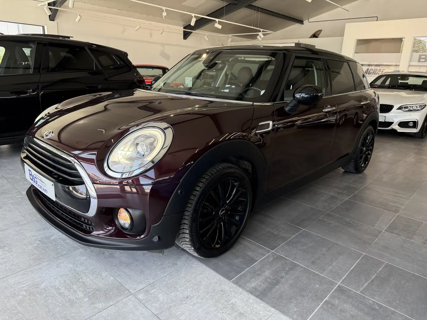 MINI Cooper D Clubman 2.0//automatique//bien equipee//garantie Mauve - 1