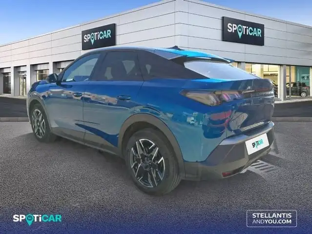 Peugeot 3008 view 5