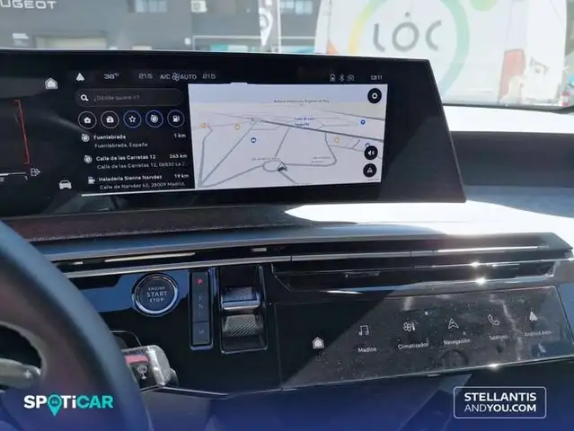 Peugeot 3008 view 13