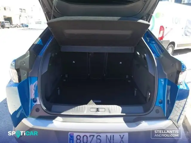 Peugeot 3008 view 6