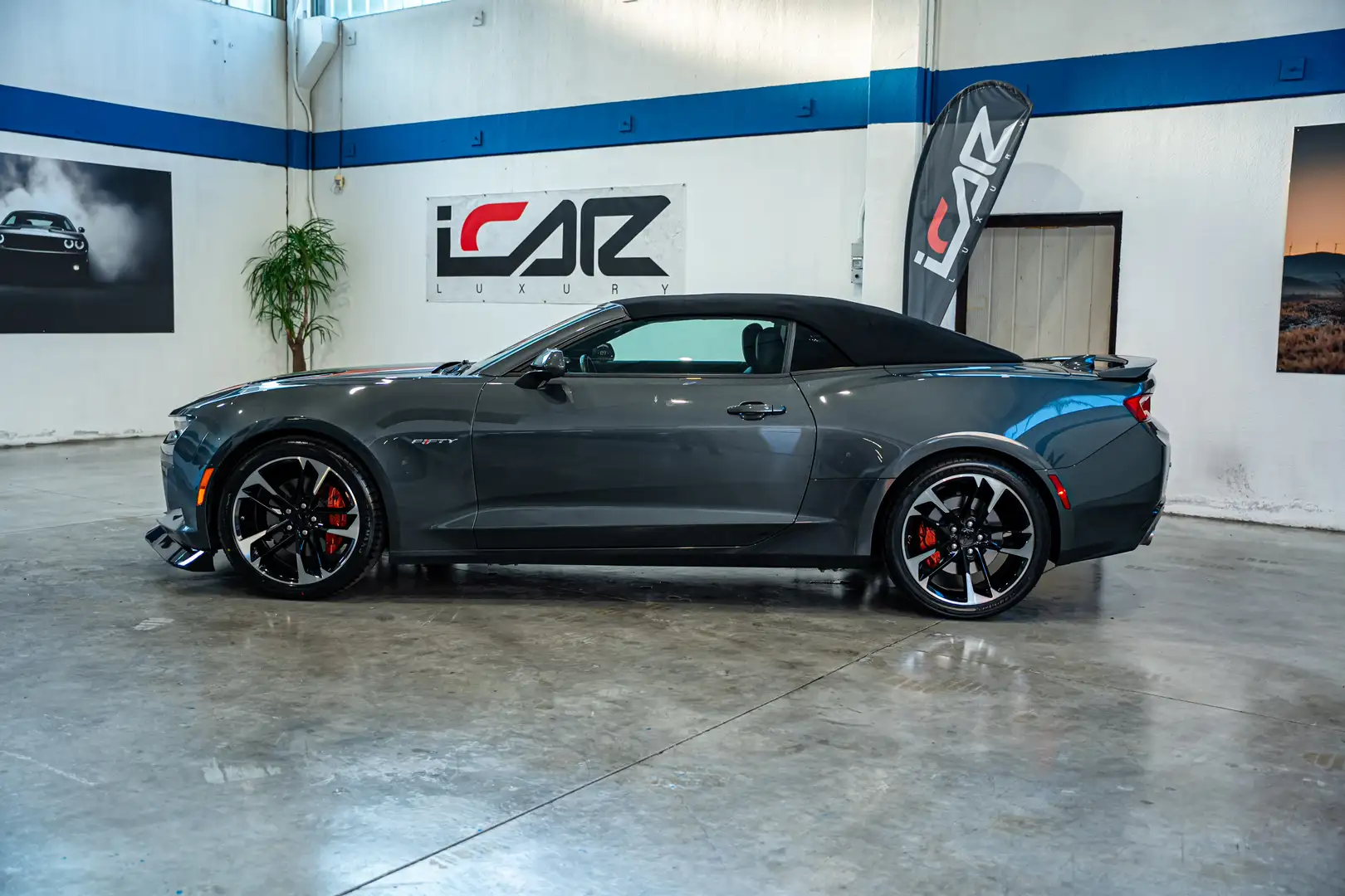 Chevrolet Camaro Cabrio 6.2 V8 50th Anniversary edition manuale Grigio - 1