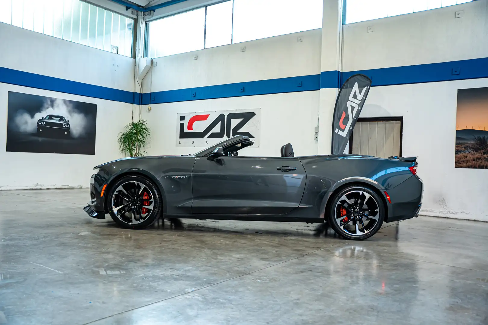 Chevrolet Camaro Cabrio 6.2 V8 50th Anniversary edition manuale Grigio - 2
