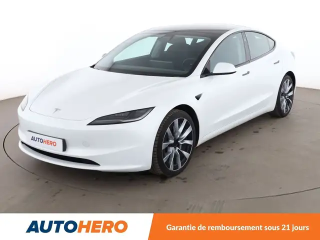 2024 Tesla Model 3 in White for sale