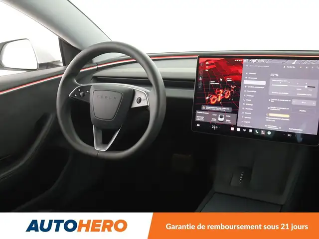 Tesla Model 3 view 13