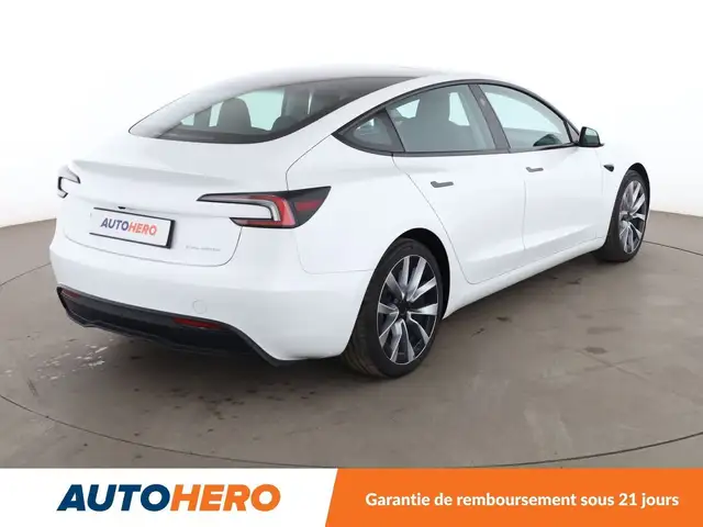 Tesla Model 3 view 6