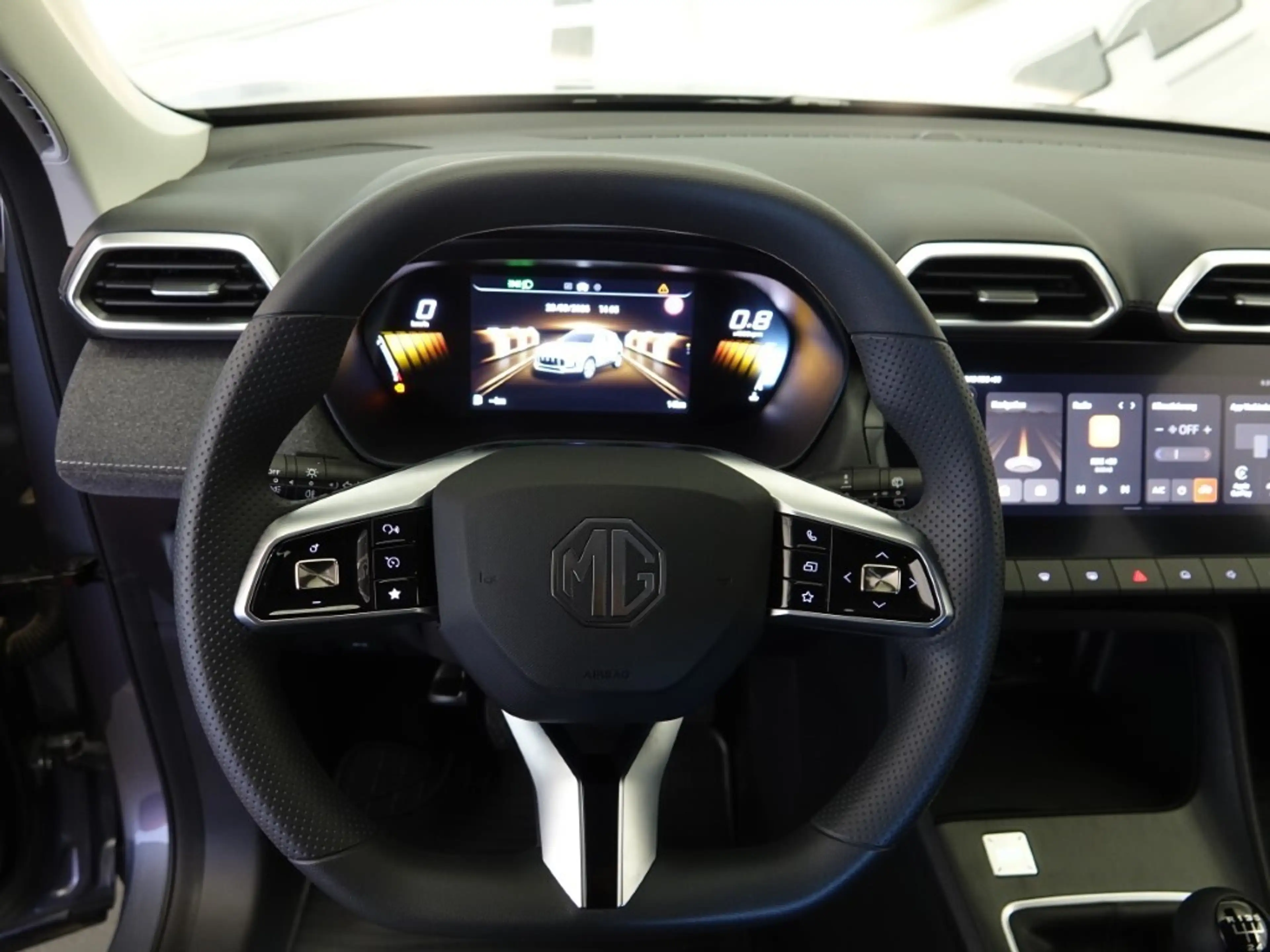 MG ZS + 1.5 Select *VIRTUAL COCKPIT, KEYLESS GO, RFK* — photo 8