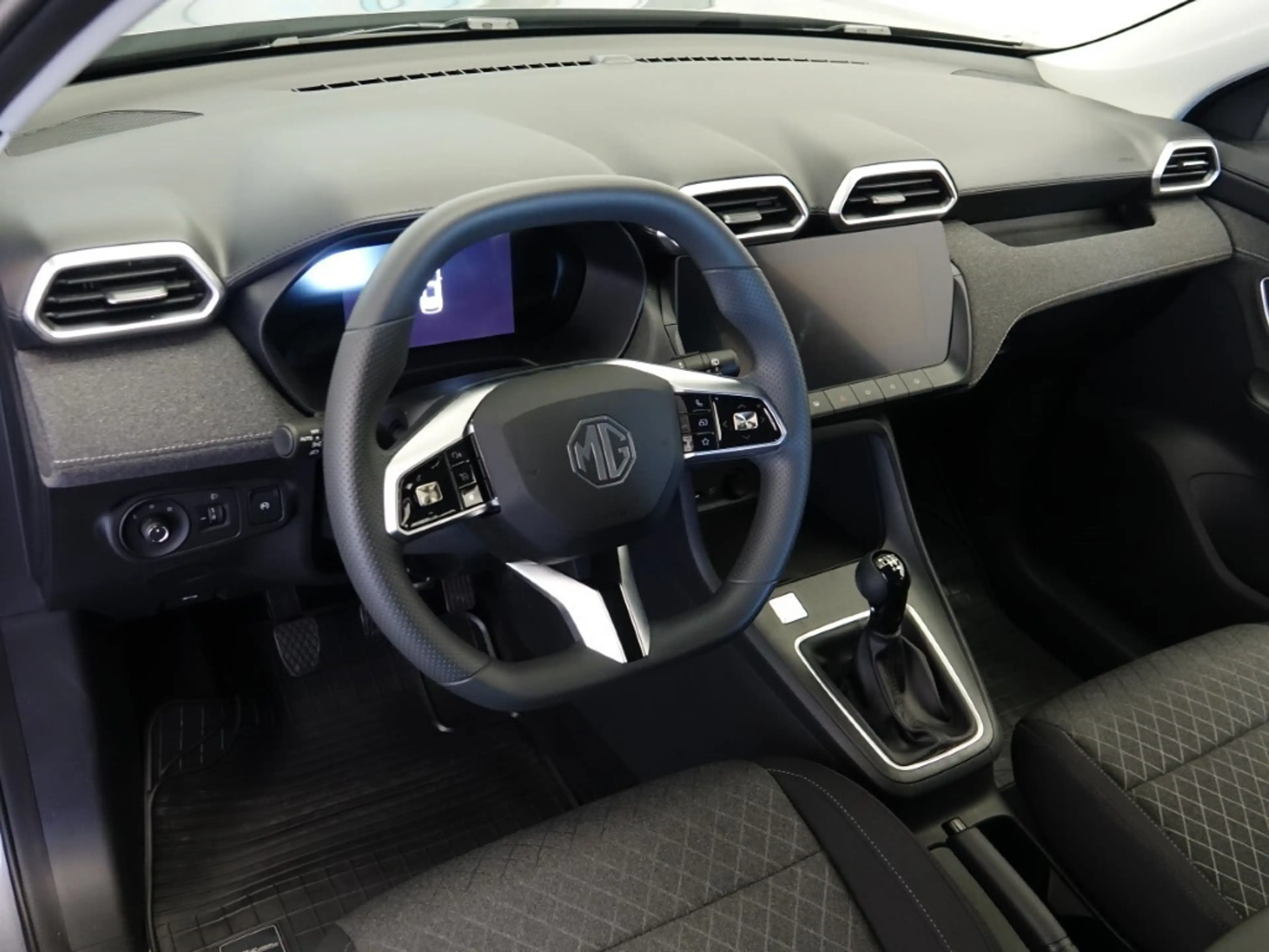 MG ZS + 1.5 Select *VIRTUAL COCKPIT, KEYLESS GO, RFK* — photo 6