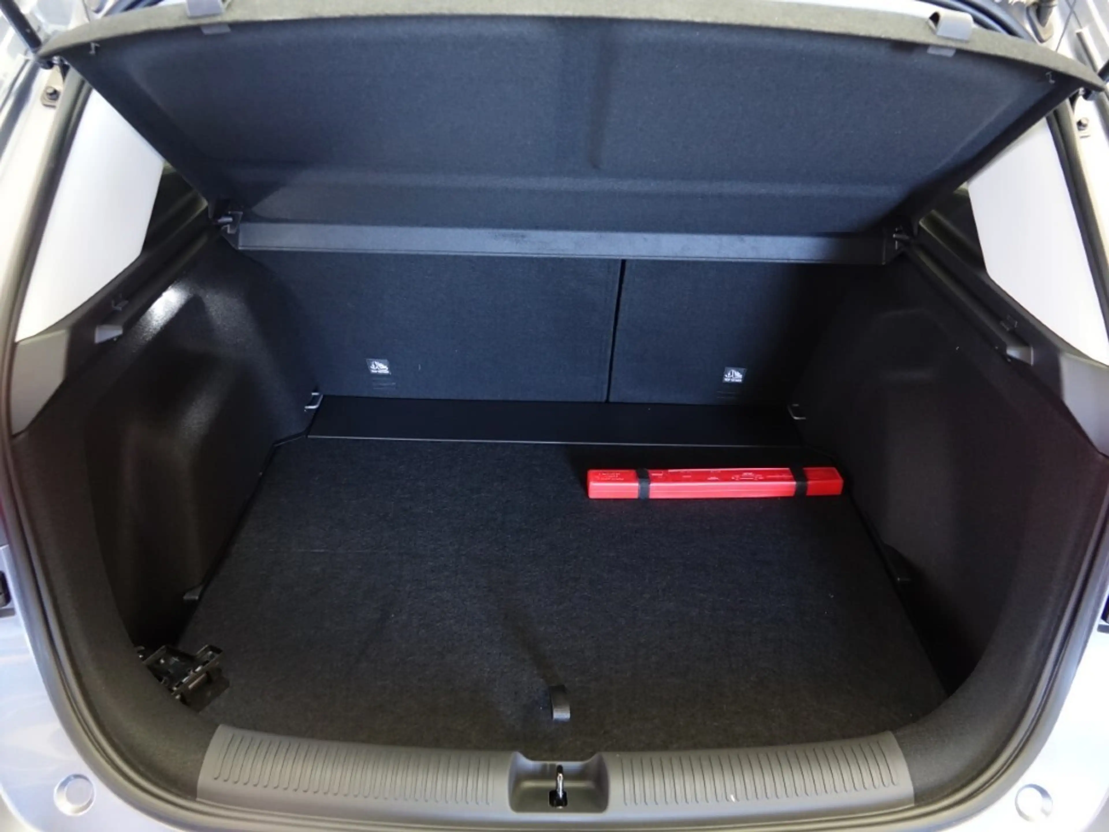 MG ZS + 1.5 Select *VIRTUAL COCKPIT, KEYLESS GO, RFK* — photo 13