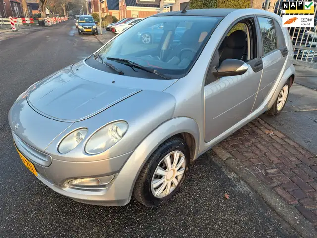 smart forFour 1.3 pulse airco en leer