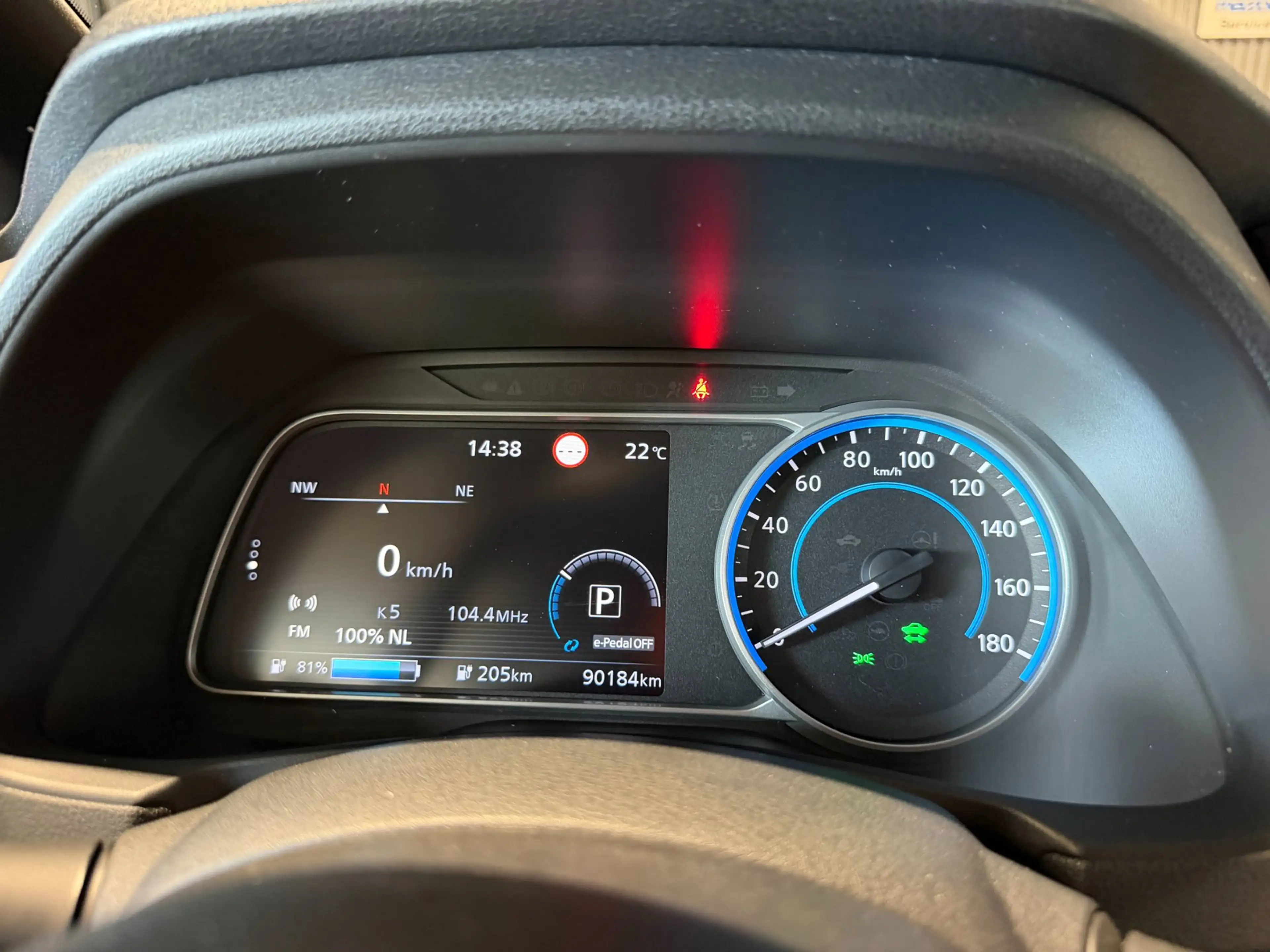 Nissan Leaf Acenta 40 kWh|SOH85.6|2e eigenaar| NL-Auto + NAP ! — photo 11