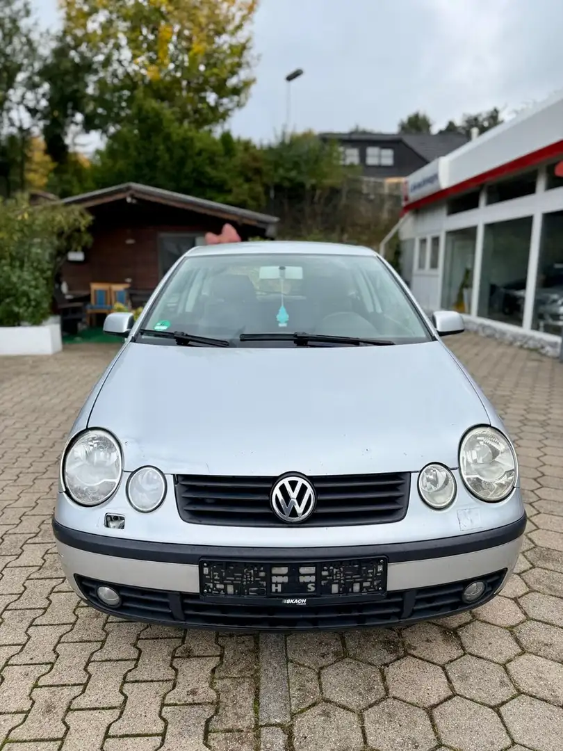 Volkswagen Polo IV Comfortline 1.4i Silber - 2