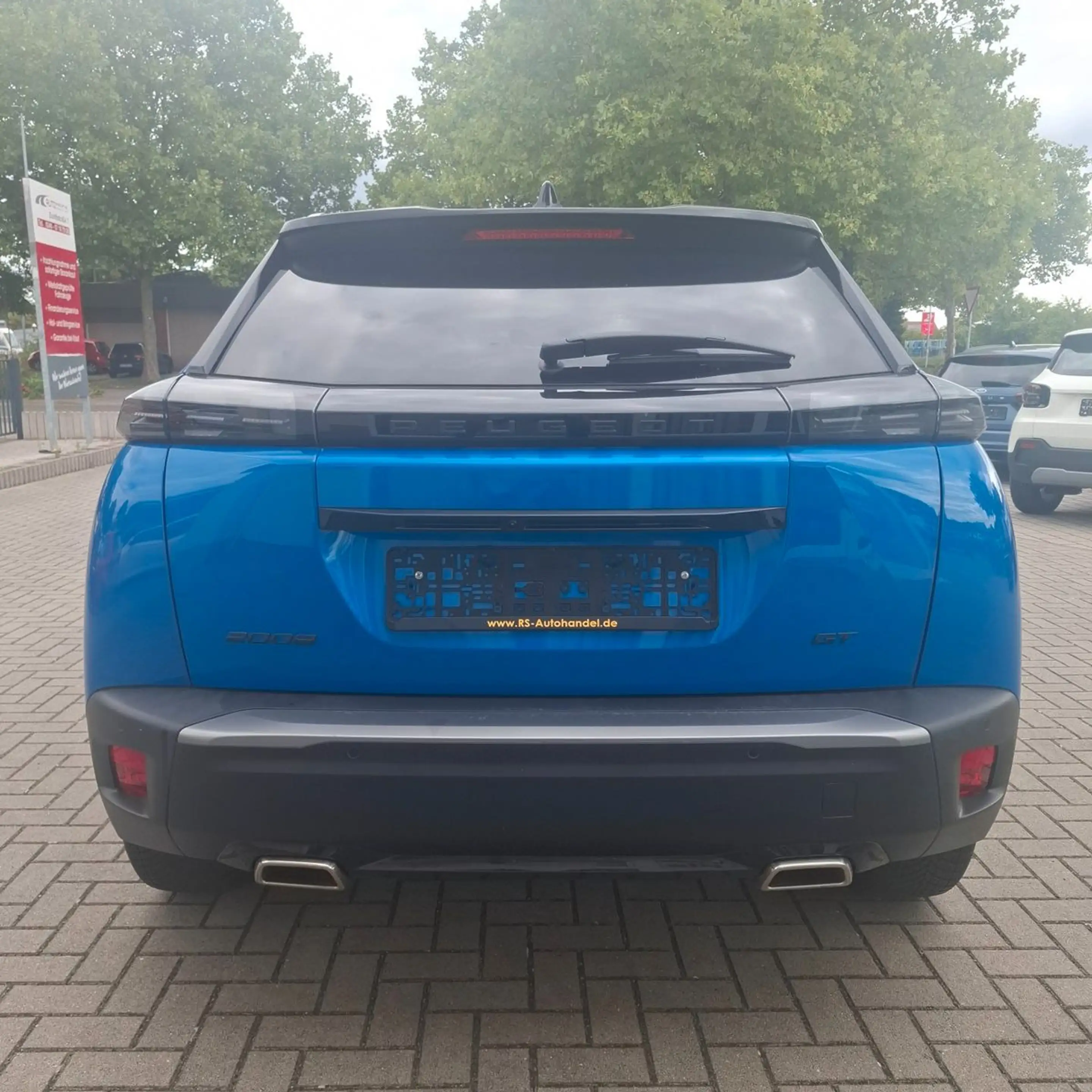 Peugeot 2008 GT Panoramadach+Massagesitz — photo 5