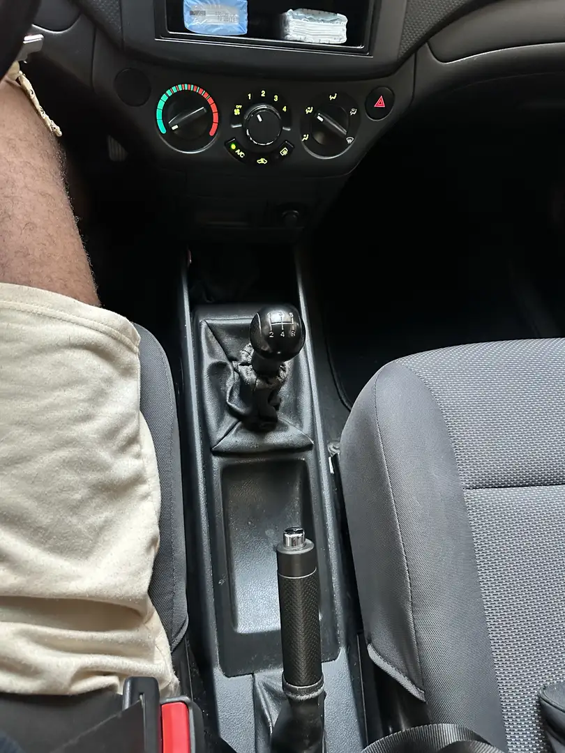 Chevrolet Aveo 1.2 16v LS - 2