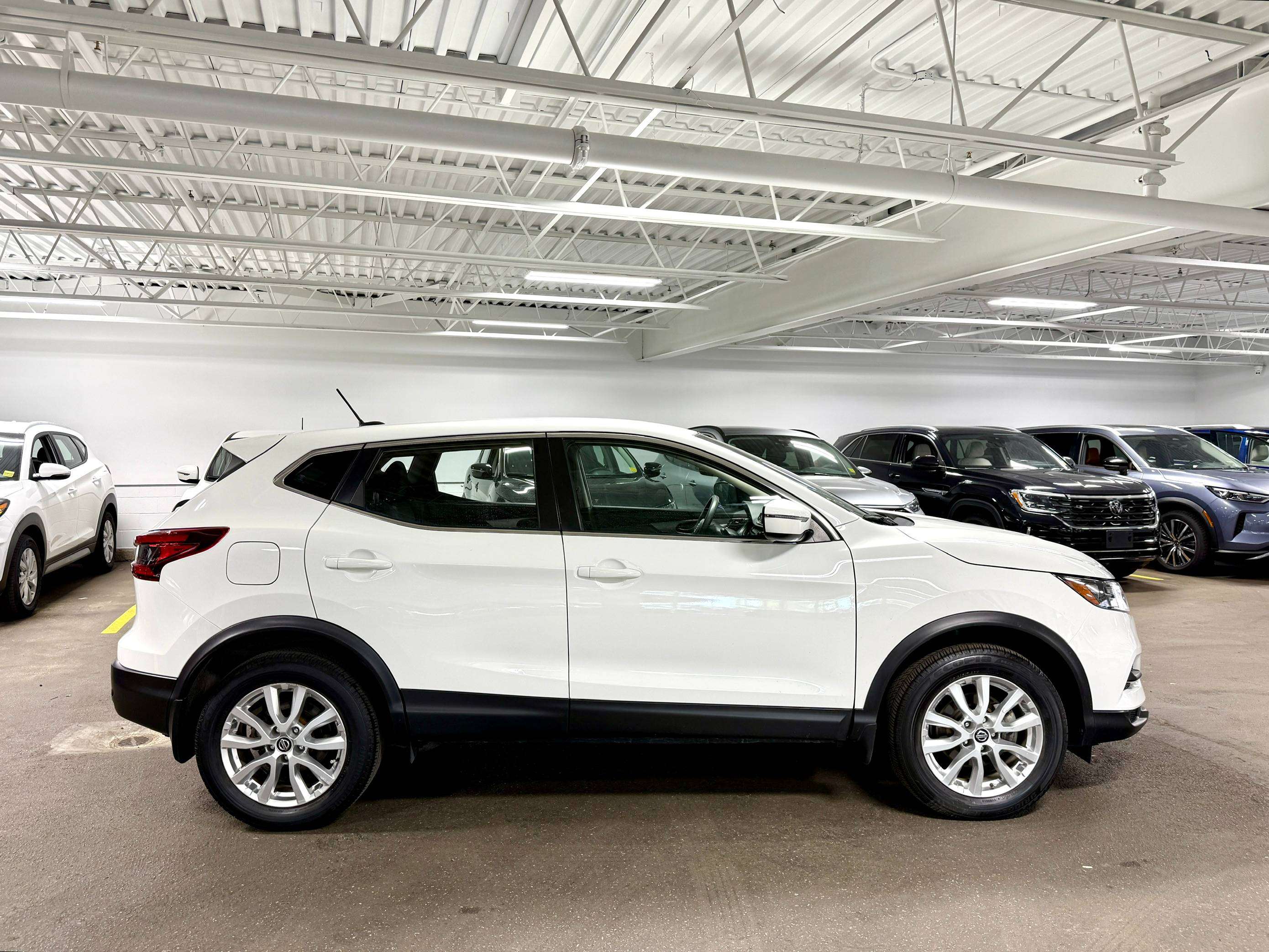 2021 Nissan Qashqai S AWD, APPLE CARPLAY, BLIND SPOT, BLUETOOTH, ALLOY — снимка 1