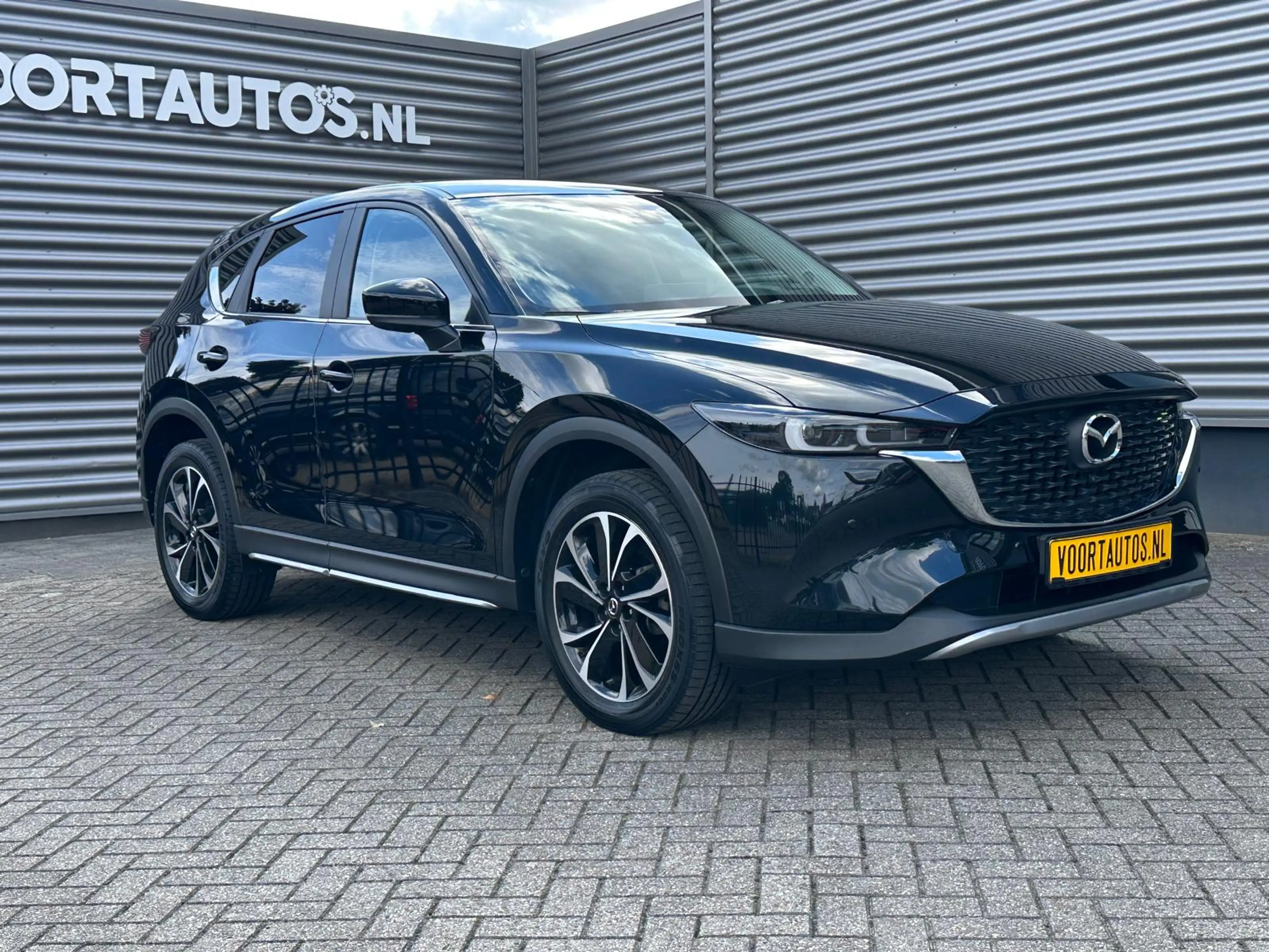Mazda CX-5 2.0 e-SkyActiv-G M Hybrid 165 Newground | AUTOM | — photo 2