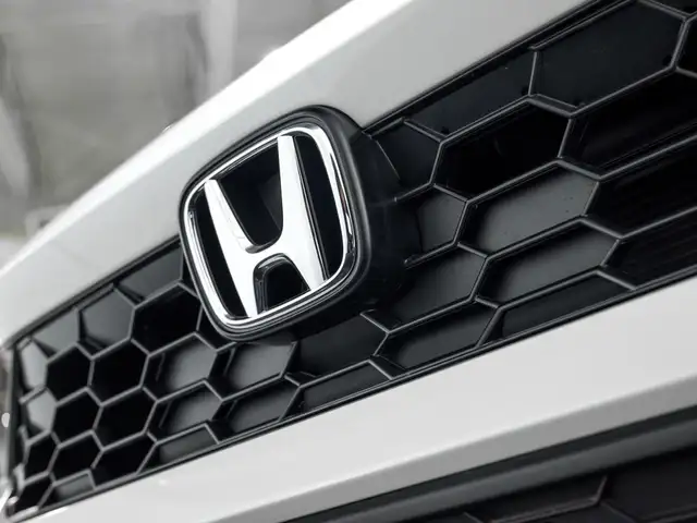 Honda Civic 2026 — photo 4