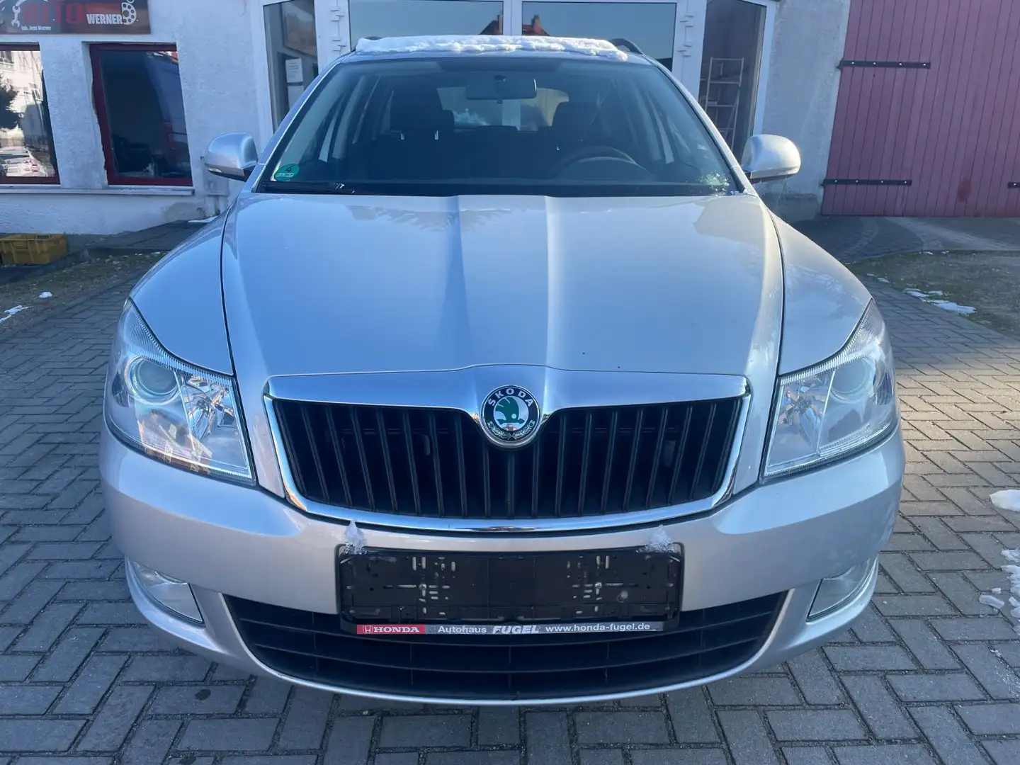 Skoda Octavia Combi Ambiente 4X4,Klima,WR,PDC Silber - 1
