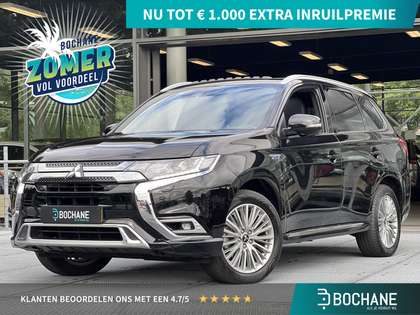 Mitsubishi Outlander 2.4 PHEV Instyle | Afneembare trekhaak | Leder | S