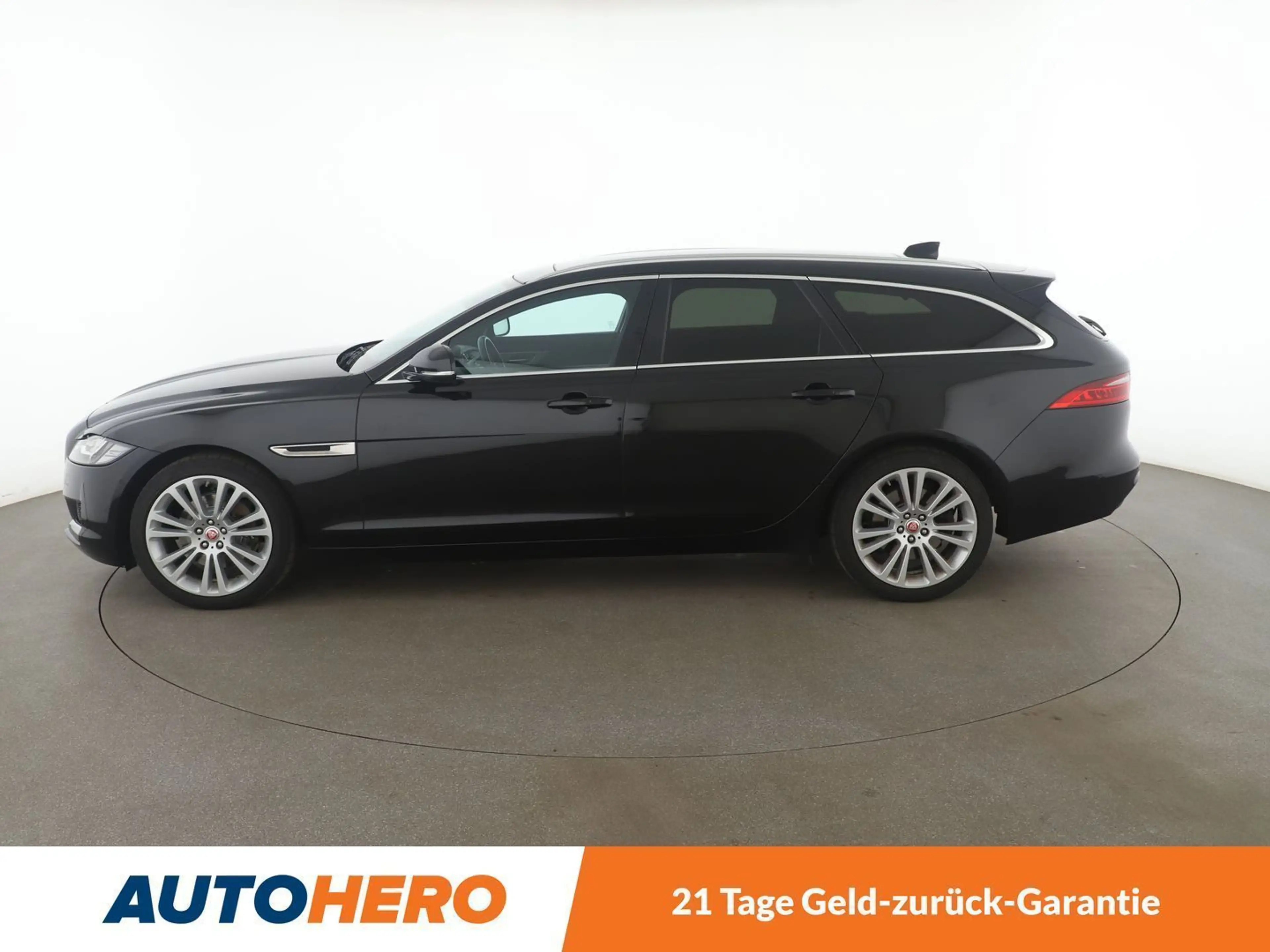 Jaguar XF 25t Portfolio Aut.*NAVI*BI-XENON*ACC*360°*MERIDIAN — photo 3