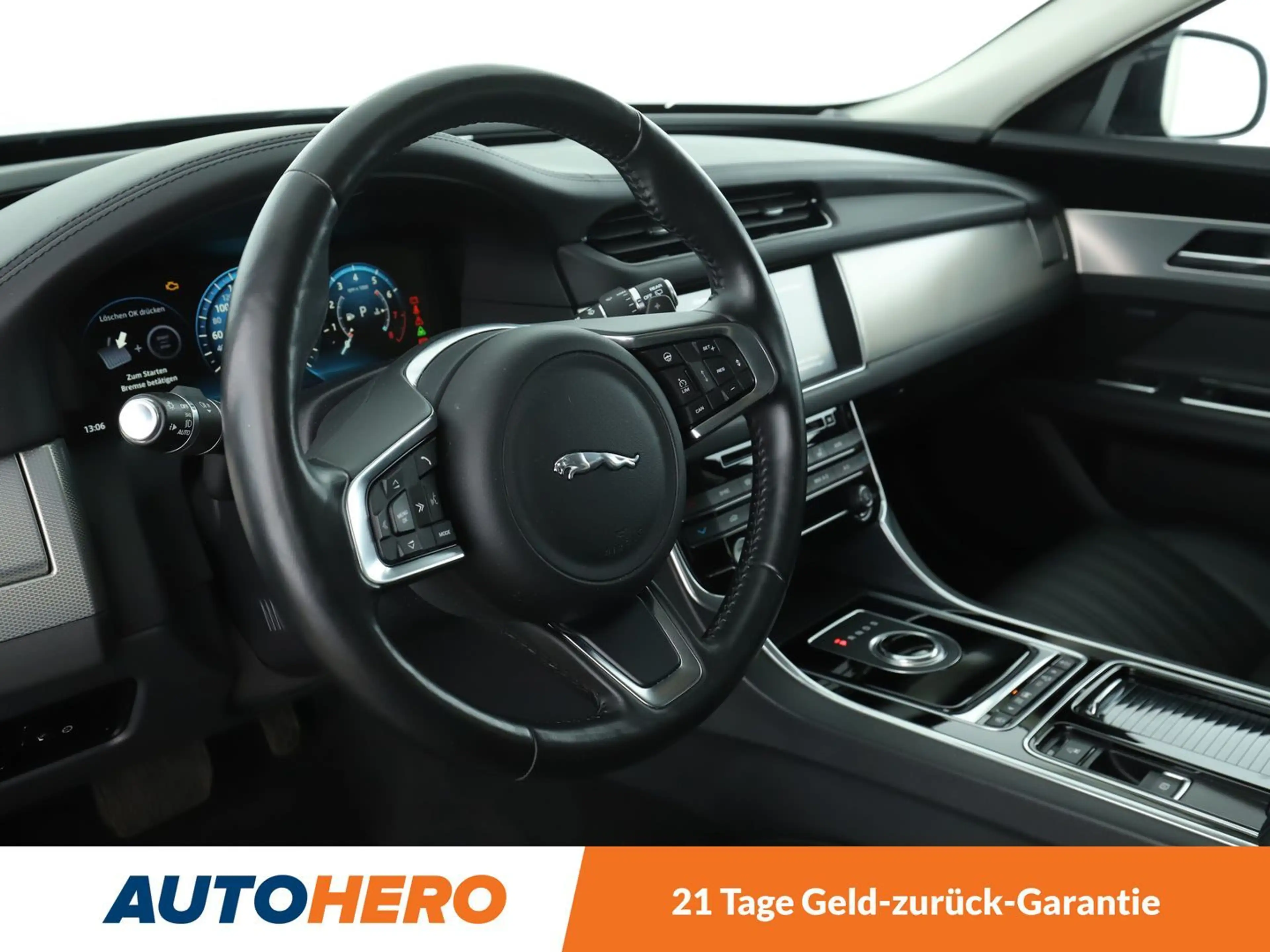 Jaguar XF 25t Portfolio Aut.*NAVI*BI-XENON*ACC*360°*MERIDIAN — photo 11