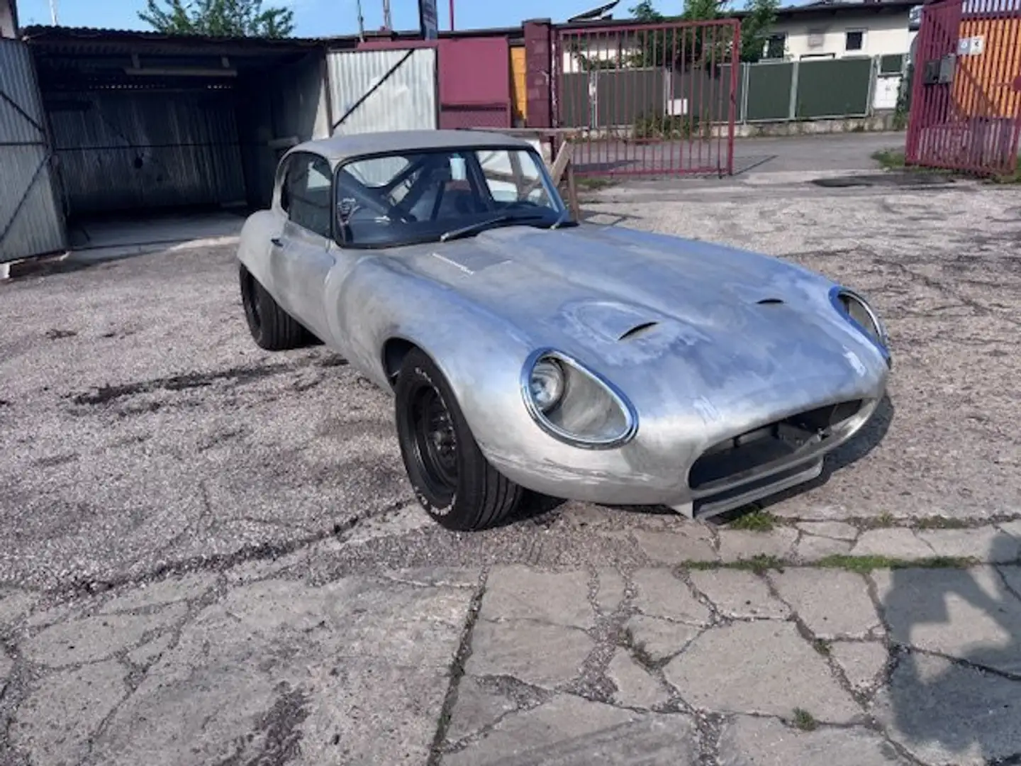 Jaguar E-Type Was der Nachbar garantiert nicht hat..!!! Ezüst - 1